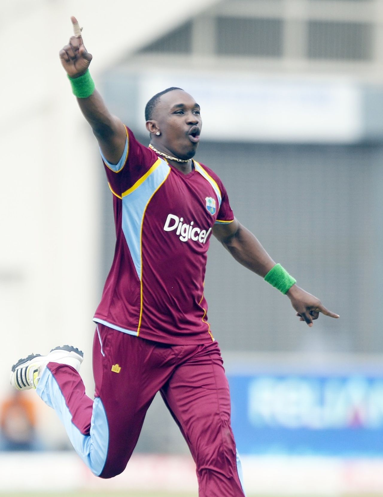 Dwayne Bravo gave his team the first breakthrough, West Indies v Sri Lanka, 1st ODI, Kingston, June 28, 2013