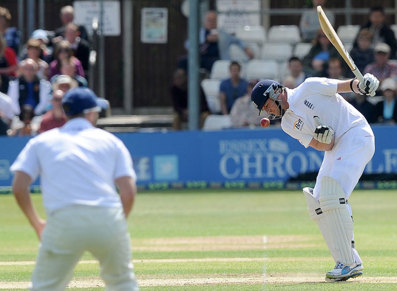 Graeme Swann took a blow on his right forearm from Tymal Mills, Essex v England, 2nd day, Chelmsford, July 1, 2013