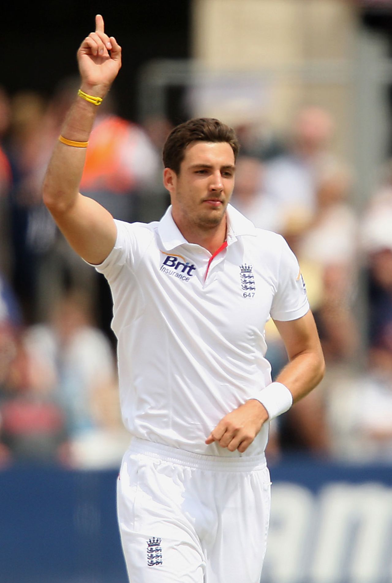 Steven Finn made the first breakthrough for England, Essex v England, 2nd day, Chelmsford, July 1, 2013