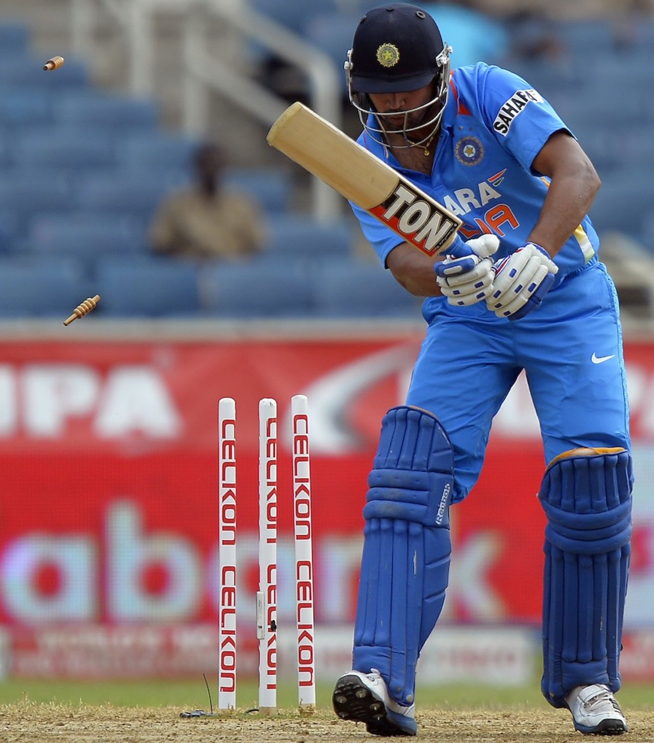 M Vijay had no answer to a Lasith Malinga yorker, India v Sri Lanka, West Indies tri-series, Kingston, July 2, 2013