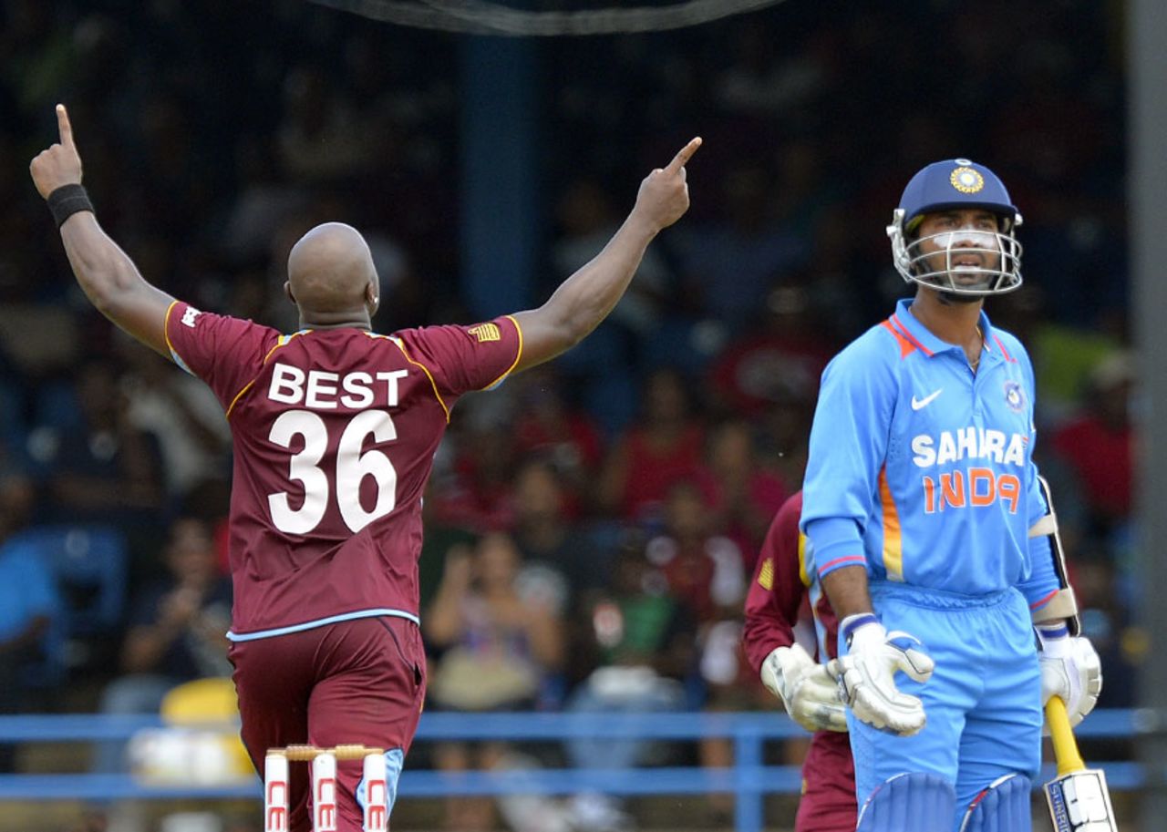 Dinesh Karthik is disappointed with the umpire's decision, West Indies v India, West Indies tri-series, Port of Spain, July 5, 2013
