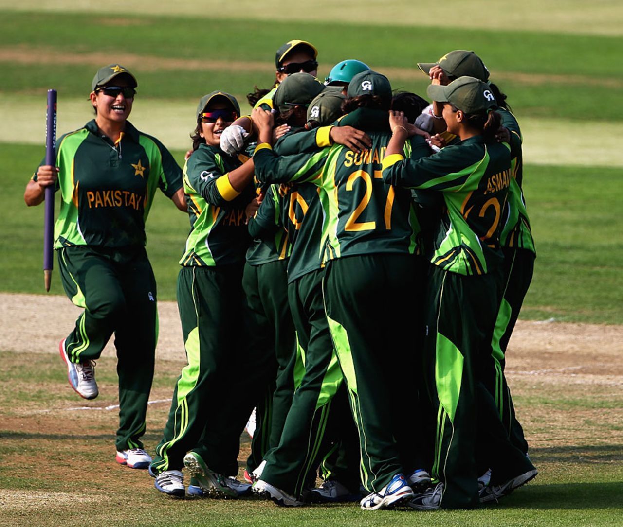Pakistan celebrate their first victory over England, England v Pakistan, 2nd women's T20, Loughborough, July 5, 2013