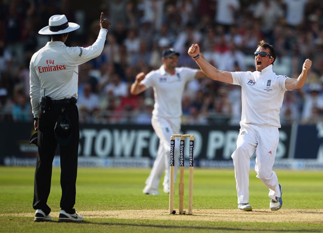 Graeme Swann wins an lbw appeal against Steve Smith, England v Australia, 1st Investec Test, Trent Bridge, 3rd day, July 12, 2013