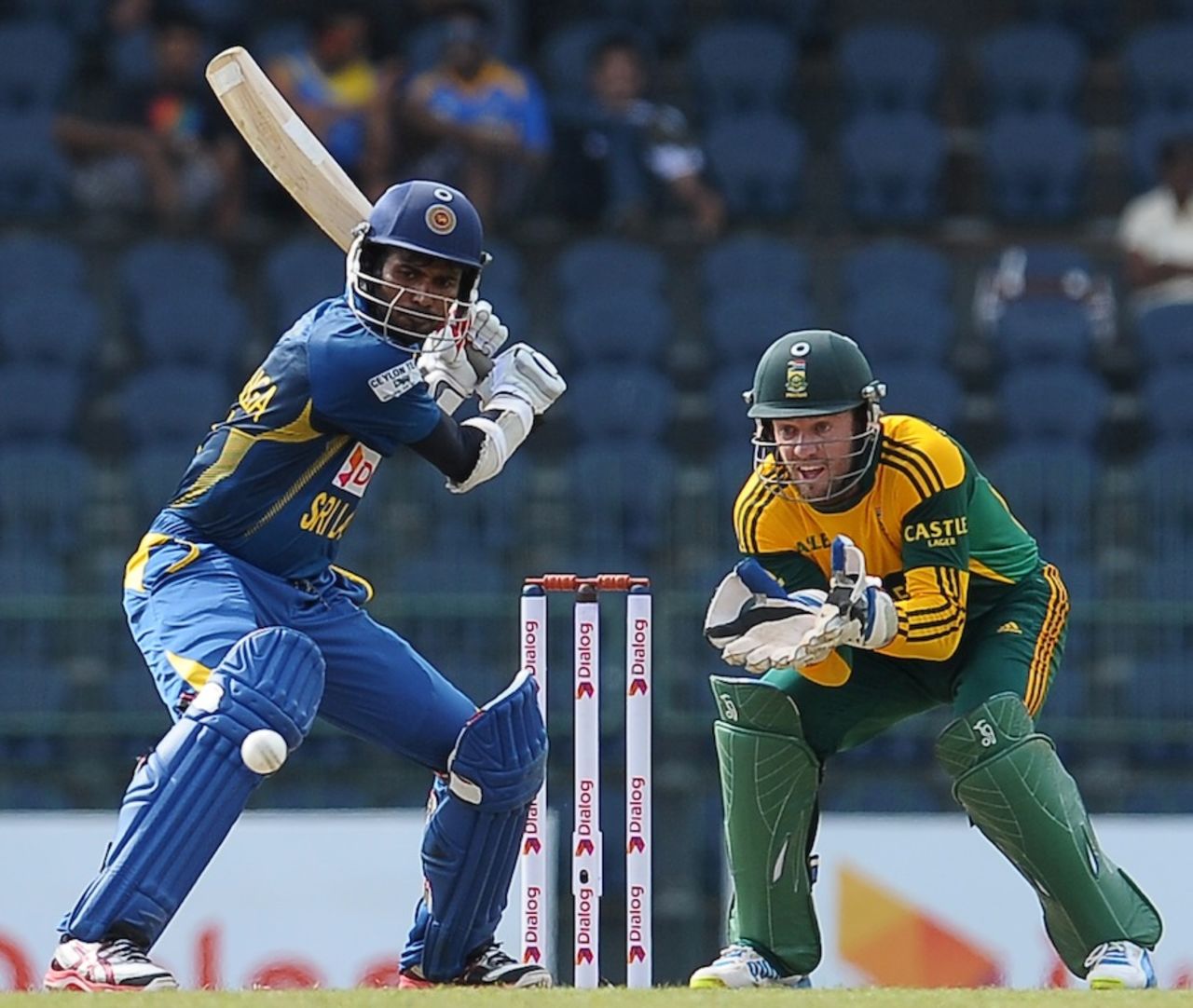 Upul Tharanga gets into position to play a shot, Sri Lanka v South Africa, 1st ODI, Colombo, July 20, 2013