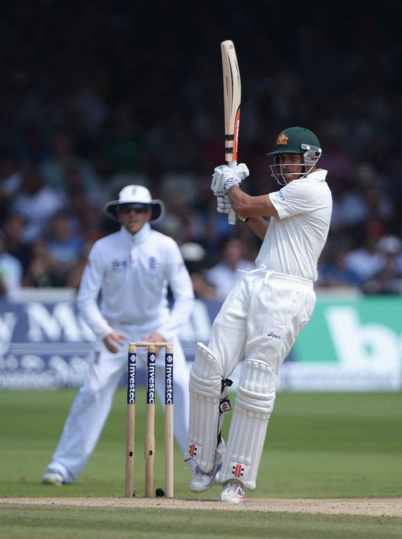 Usman Khawaja swivels and pulls through midwicket, England v Australia, 2nd Investec Test, Lord's, 4th day, July 21, 2013
