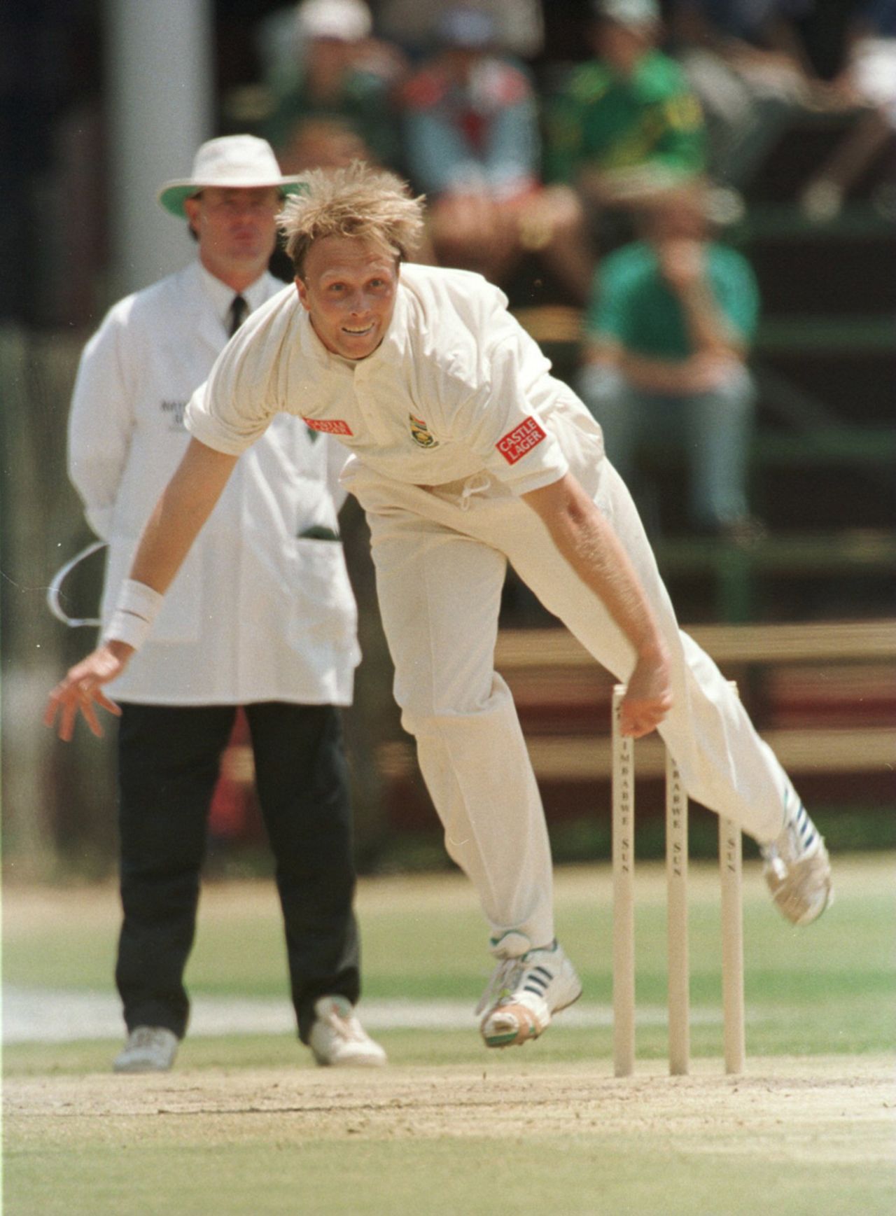 Brett Schultz bowls, Zimbabwe v South Africa, Harare Sports Club, 15 October 1995