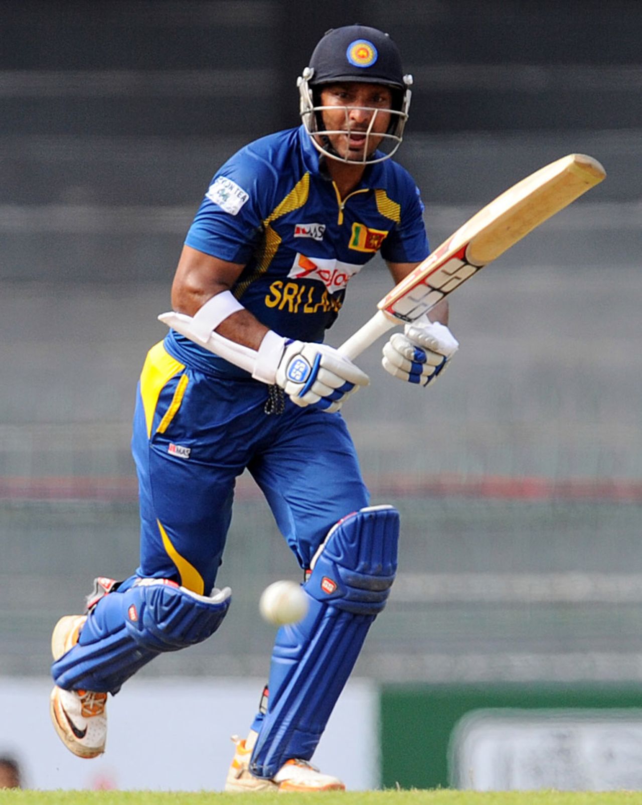 Kumar Sangakkara calls for a run, Sri Lanka v South Africa, 2nd ODI, Colombo, July 23, 2013