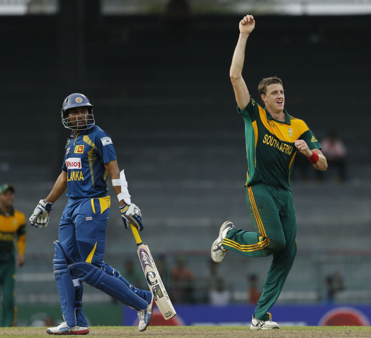 Morne Morkel celebrates after dismissing Tillakaratne Dilshan, Sri Lanka v South Africa, 2nd ODI, Colombo, July 23, 2013
