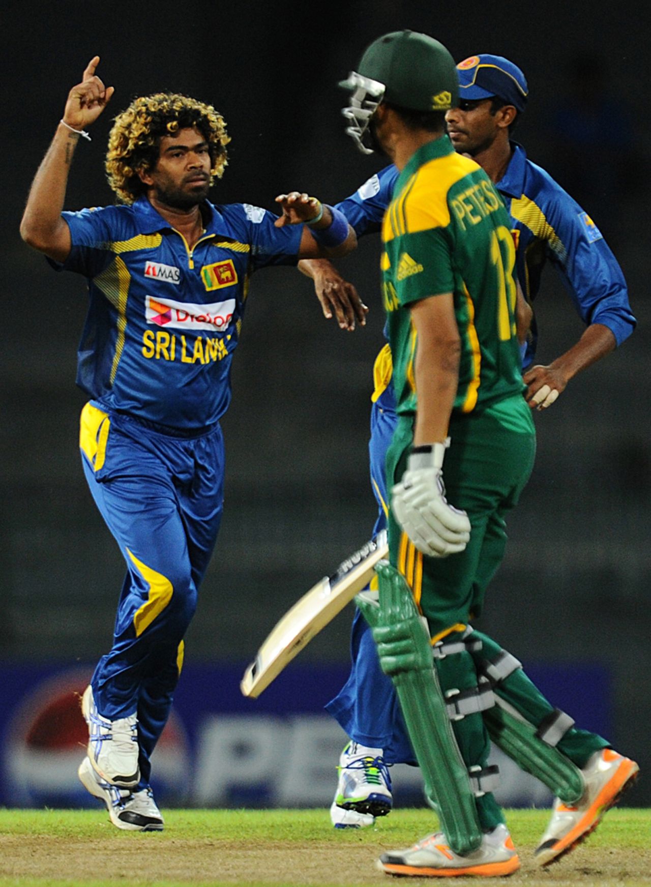 Lasith Malinga bowled stand-in opener Robin Peterson in the first over, Sri Lanka v South Africa, 2nd ODI, Colombo, July 23, 2013