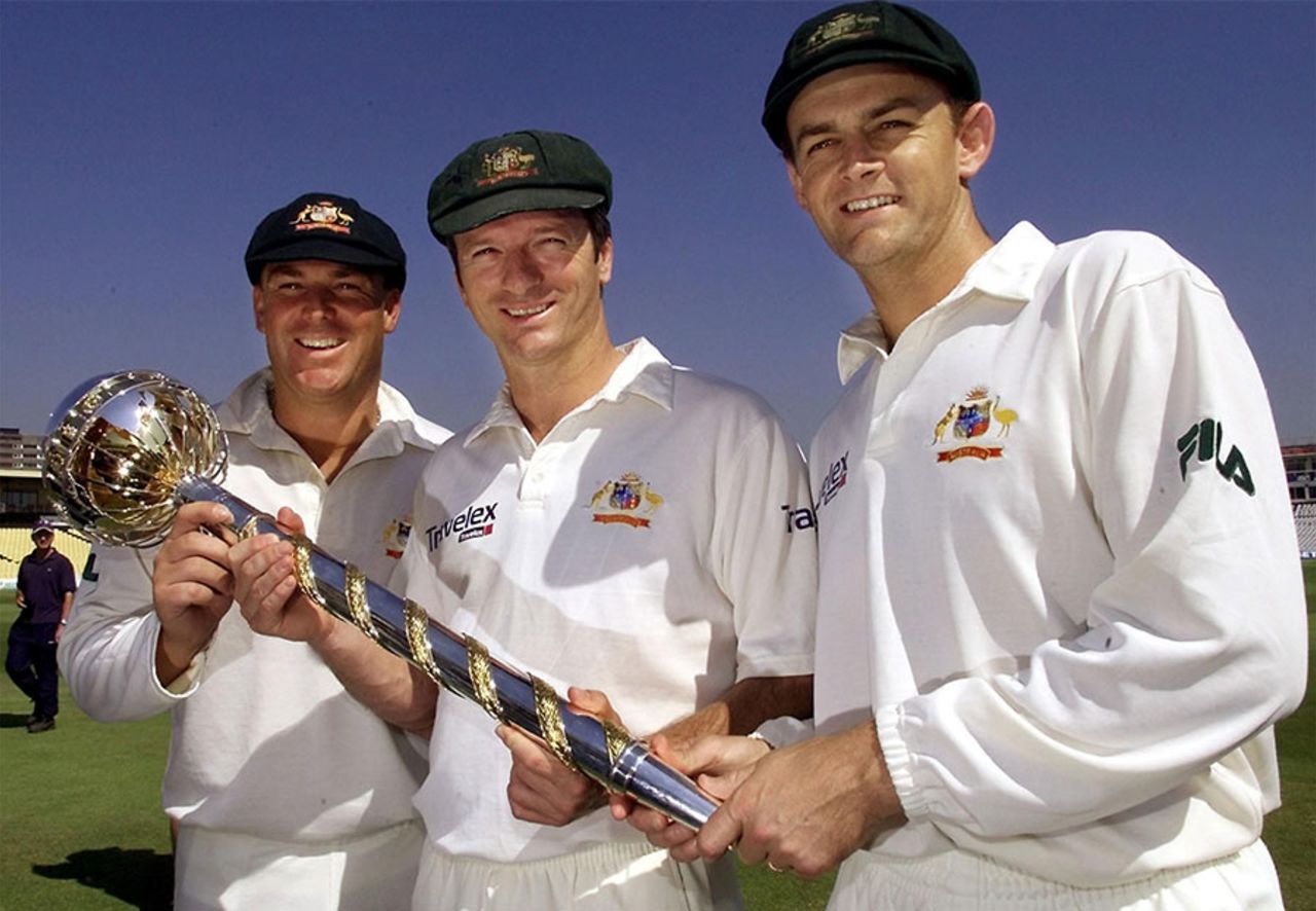 Shane Warne, Steve Waugh and Adam Gilchrist pose with the ICC Test championship mace, Birmingham, July 4, 2001