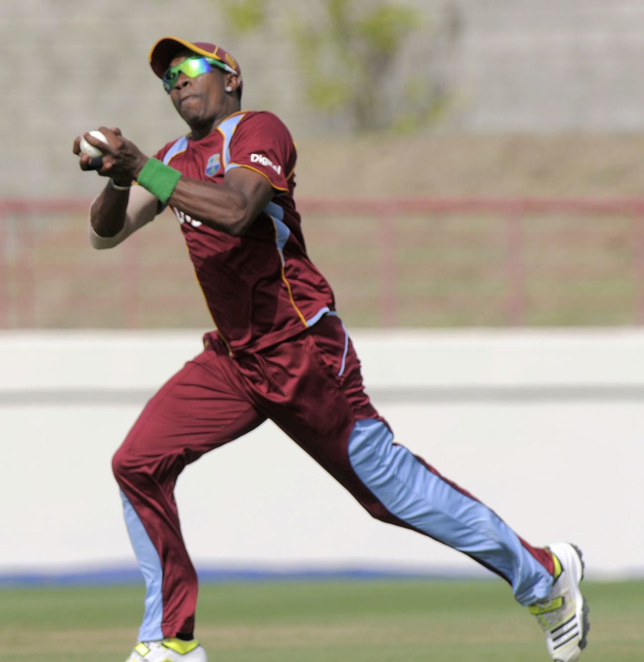 Dwayne Bravo takes a catch to dismiss Ahmed Shehzad, West Indies v Pakistan, 5th ODI, St Lucia, July 24, 2013