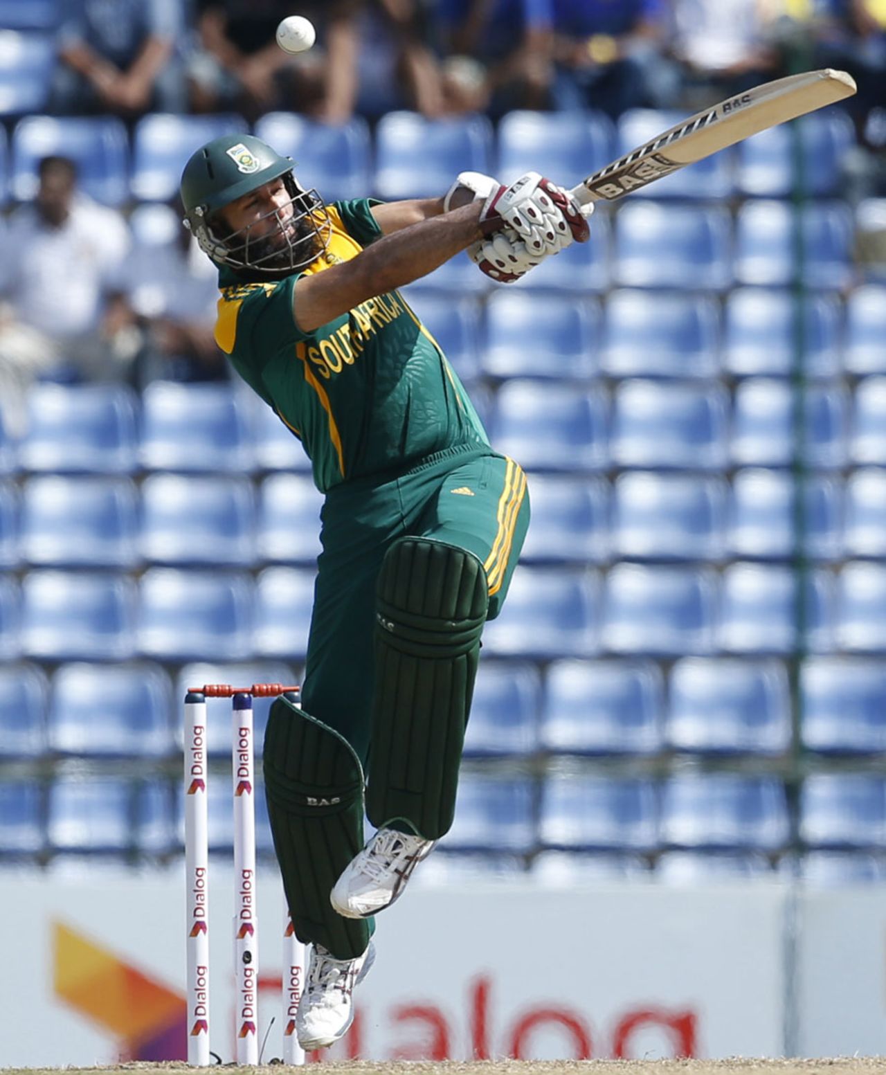 Hashim Amla attempts a pull shot, Sri Lanka v South Africa, 4th ODI, Pallekele, July 28, 2013