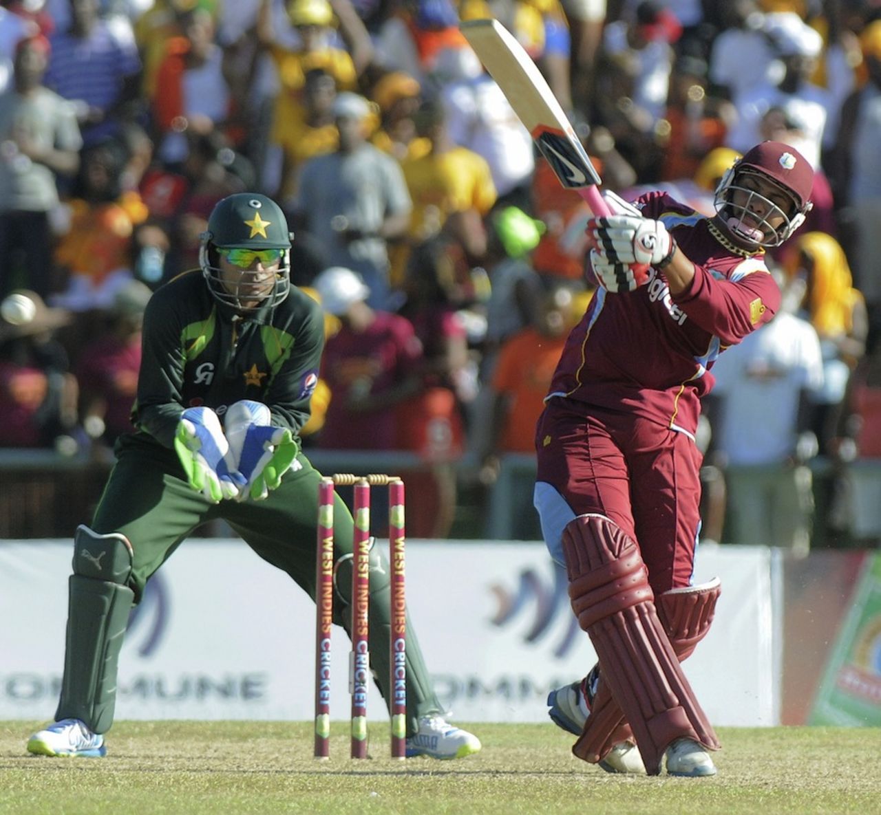 Sunil Narine throws his bat around, West Indies v Pakistan, 2nd T20I, St Vincent, July 28, 2013