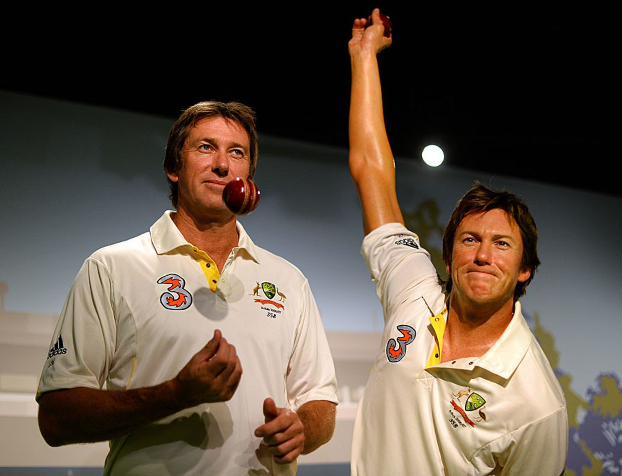 Glenn McGrath poses with a wax statue of himself at Madame Tussauds , Sydney, July 31, 2013 