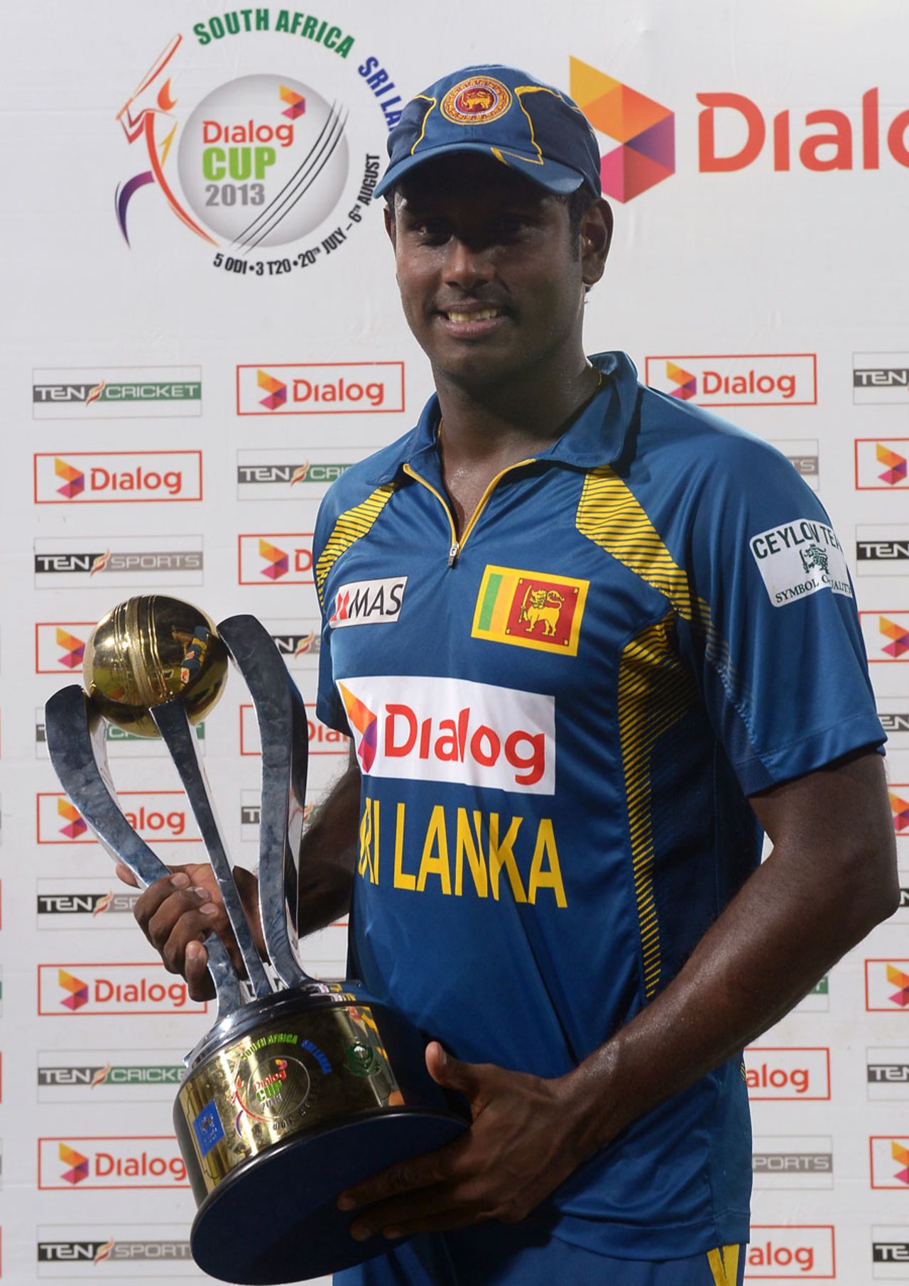 Angelo Mathews with the series trophy, Sri Lanka v South Africa, 5th ODI, Colombo, July 31, 2013
