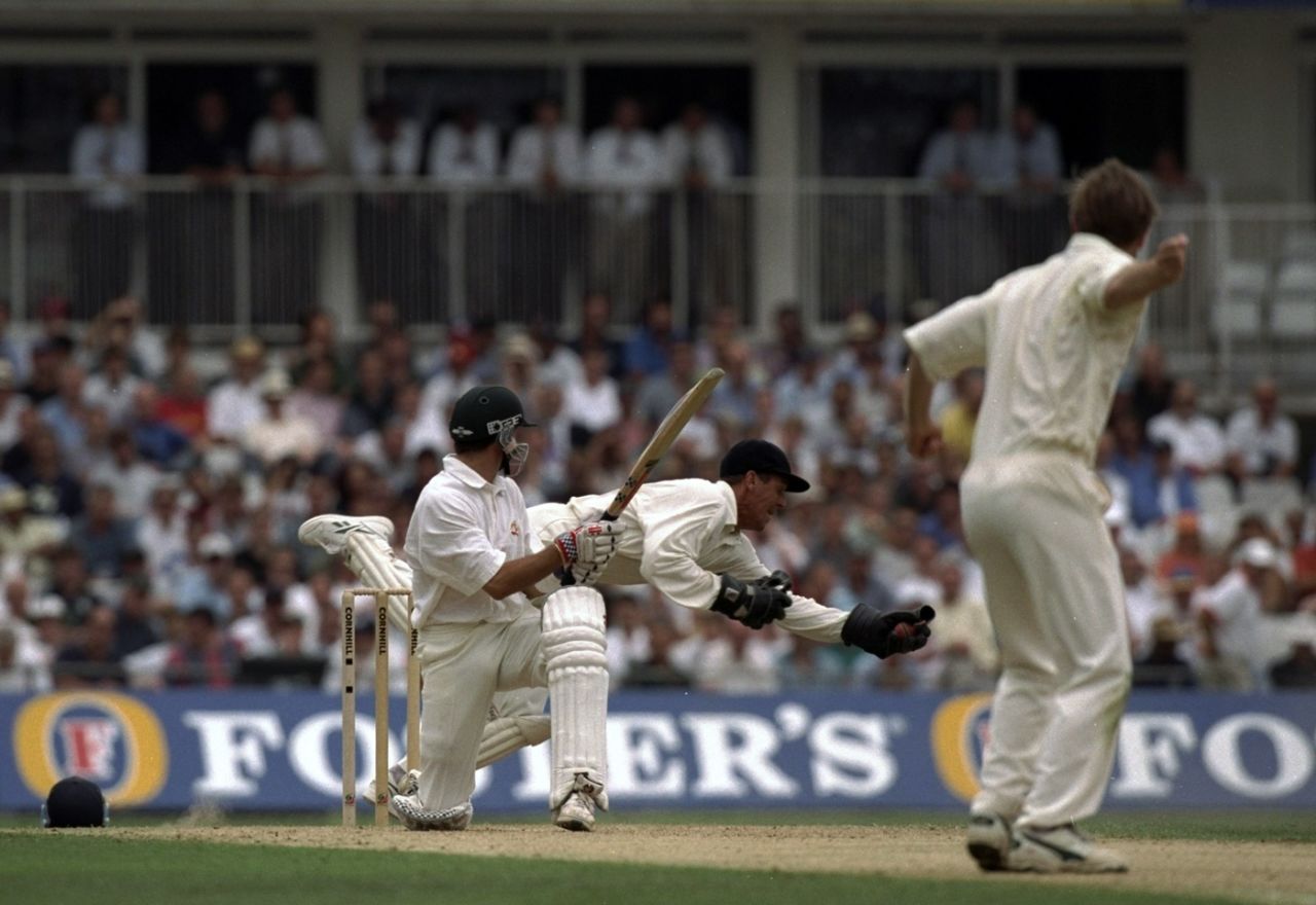 Alec Stewart catches Greg Blewett off Phil Tufnell for 47, England v Australia, 6th Test, The Oval, 2nd day, August 22, 1997