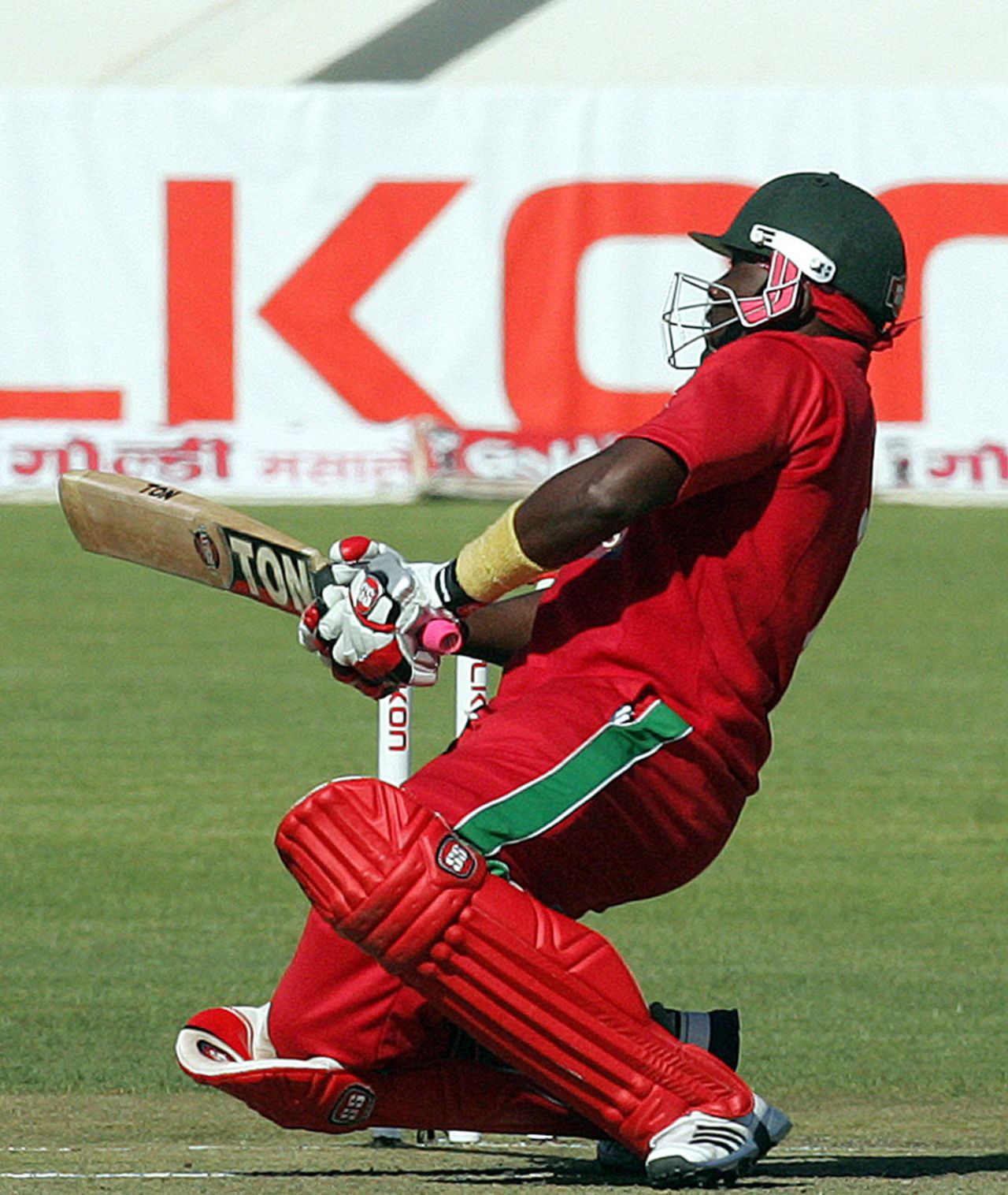Hamilton Masakadza evades a bouncer, Zimbabwe v India, 4th ODI, Bulawayo, August 1, 2013