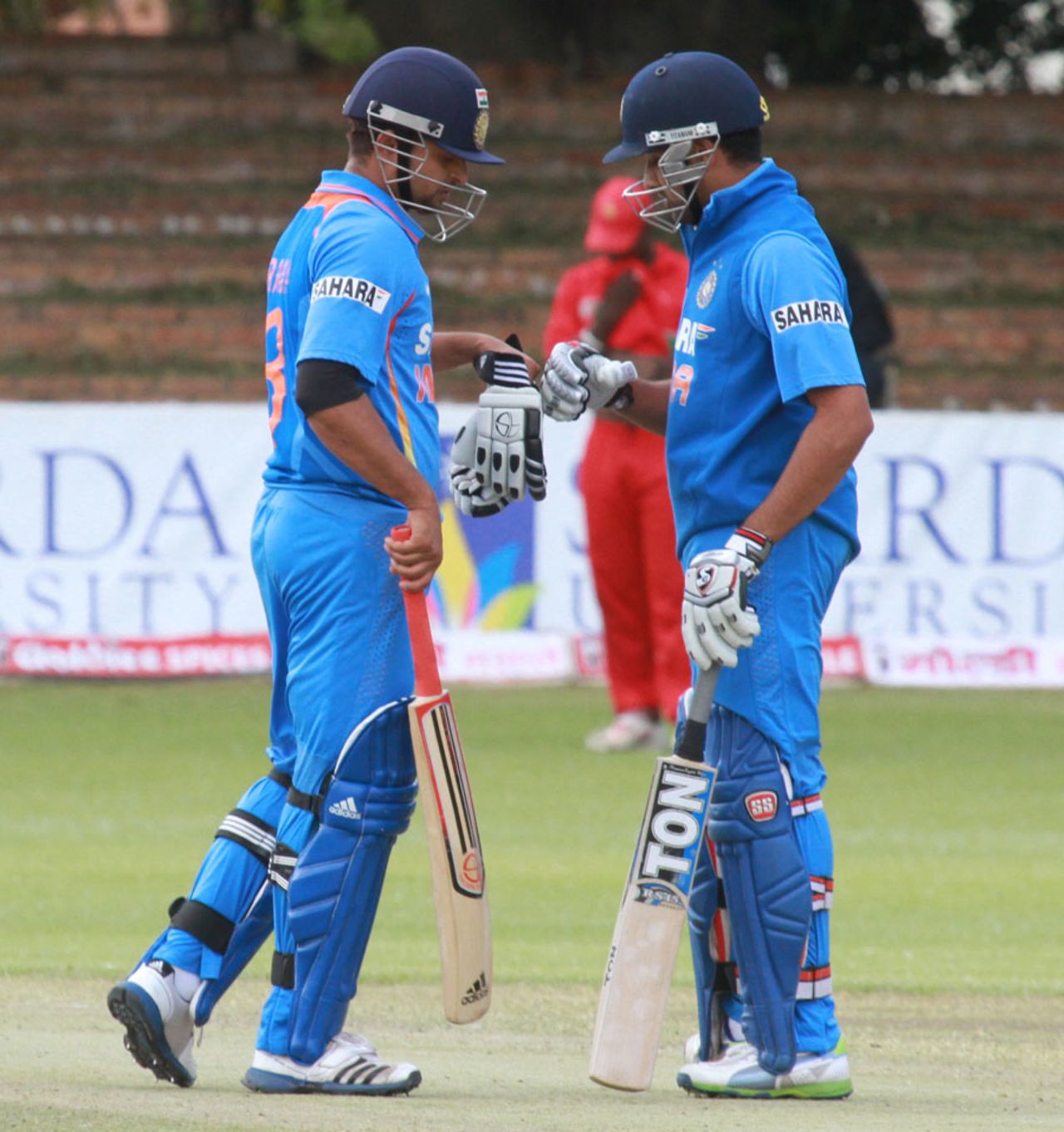 Suresh Raina and Rohit Sharma added 122 for the second wicket, Zimbabwe v India, 4th ODI, Bulawayo, August 1, 2013