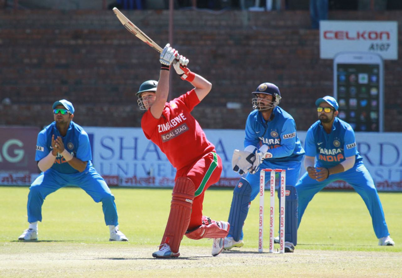 Kyle Jarvis lofts the ball, Zimbabwe v India, 5th ODI, Bulawayo, August 3, 2013