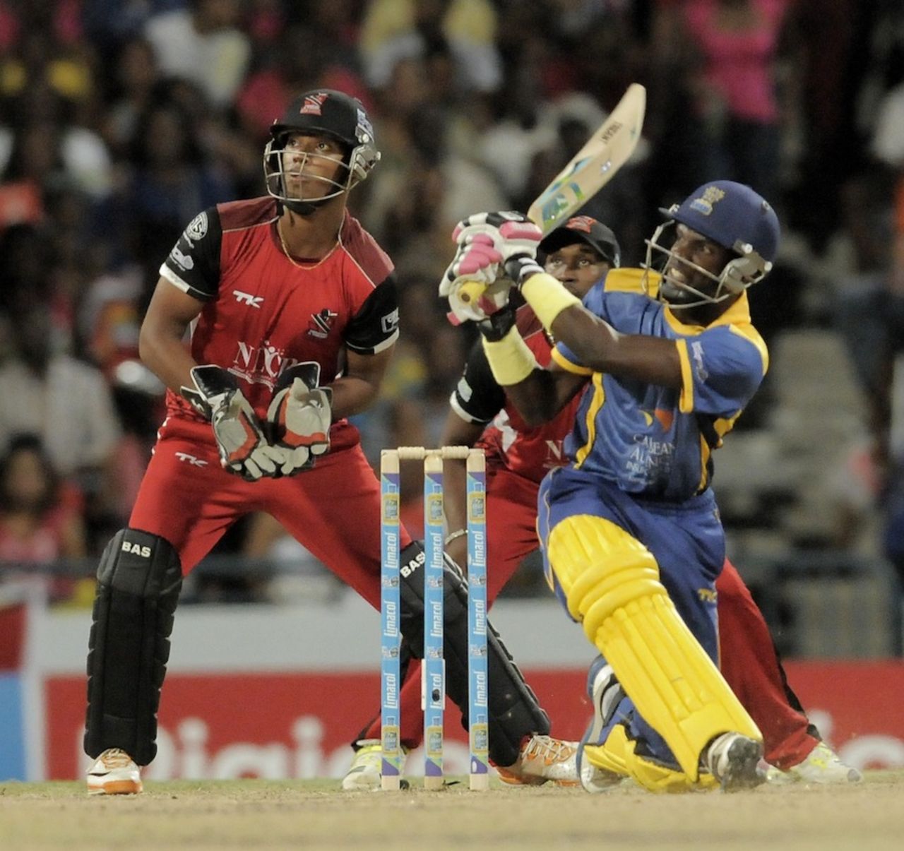 Jonathan Carter smashed two consecutive sixes, Barbados Tridents v Trinidad & Tobago Red Steel, Caribbean Premier League, Bridgetown, August 3, 2013