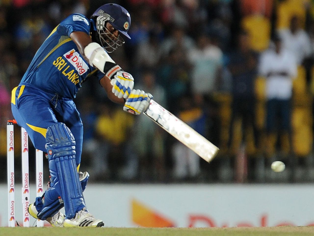 Thisara Perera drives through the off side, Sri Lanka v South Africa, 3rd T20, Hambantota, August 6, 2013