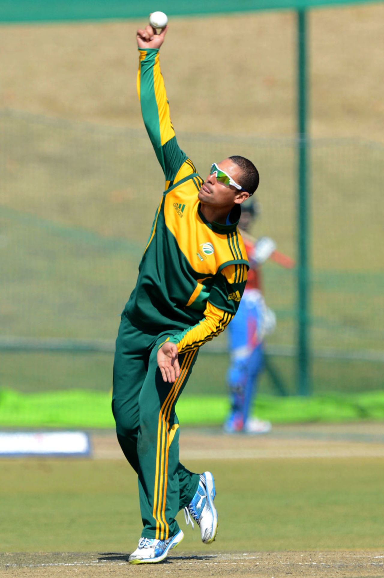 Justin Ontong in his delivery stride, South Africa A v India A, tri-series, Pretoria, August 9, 2013