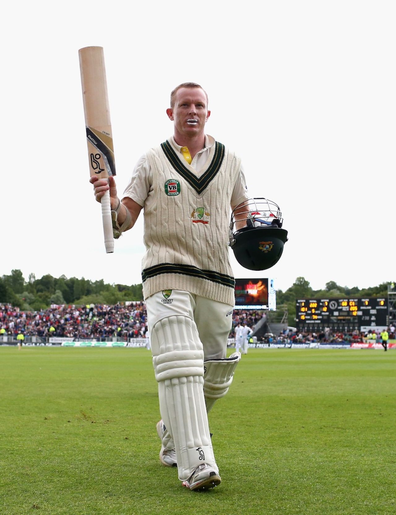 Chris Rogers acknowledges the crowd after bad light stopped play, England v Australia, 4th Investec Ashes Test, 2nd day, Chester-le-Street, August 10, 2013