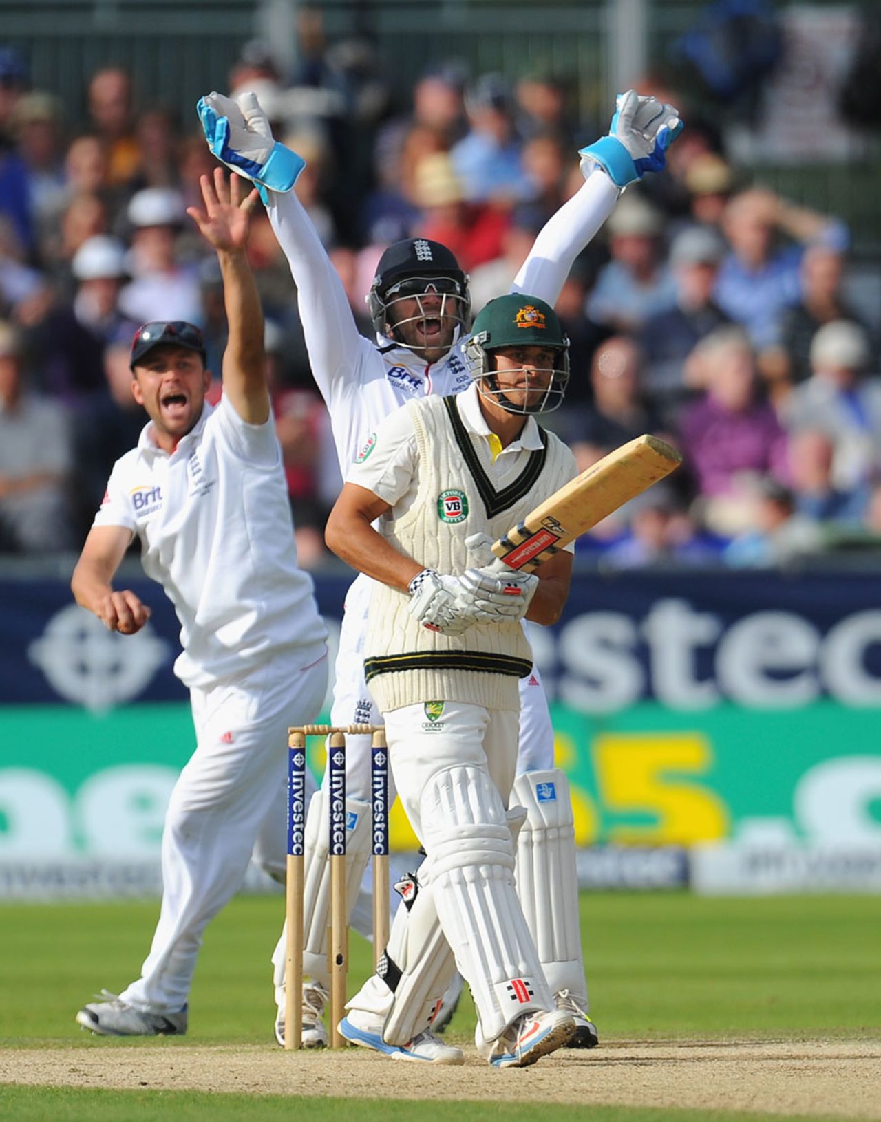 Usman Khawaja was lbw to Graeme Swann, England v Australia, 4th Investec Test, 4th day, Chester-le-Street, August 12, 2013