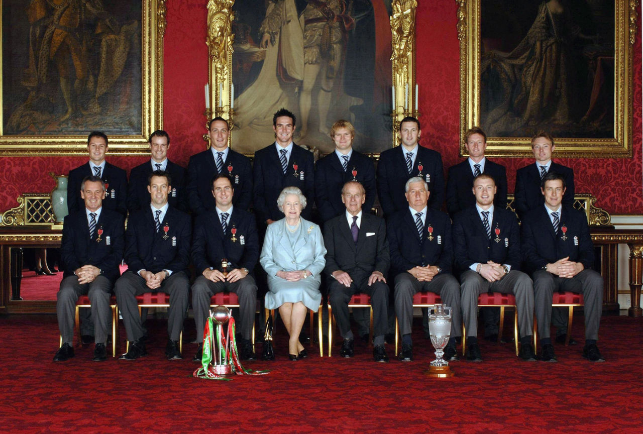 The 2005 Ashes-winning squad poses for a photograph with the Queen and the Duke of Edinburgh at Buckingham Palace. London, February 9, 2006