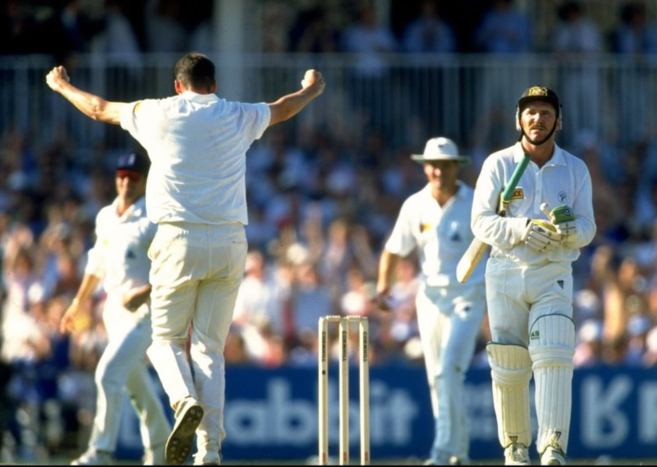 Angus Fraser takes the wicket of Allan Border, England v Australia, 6th Test, The Oval, August 20, 1993 