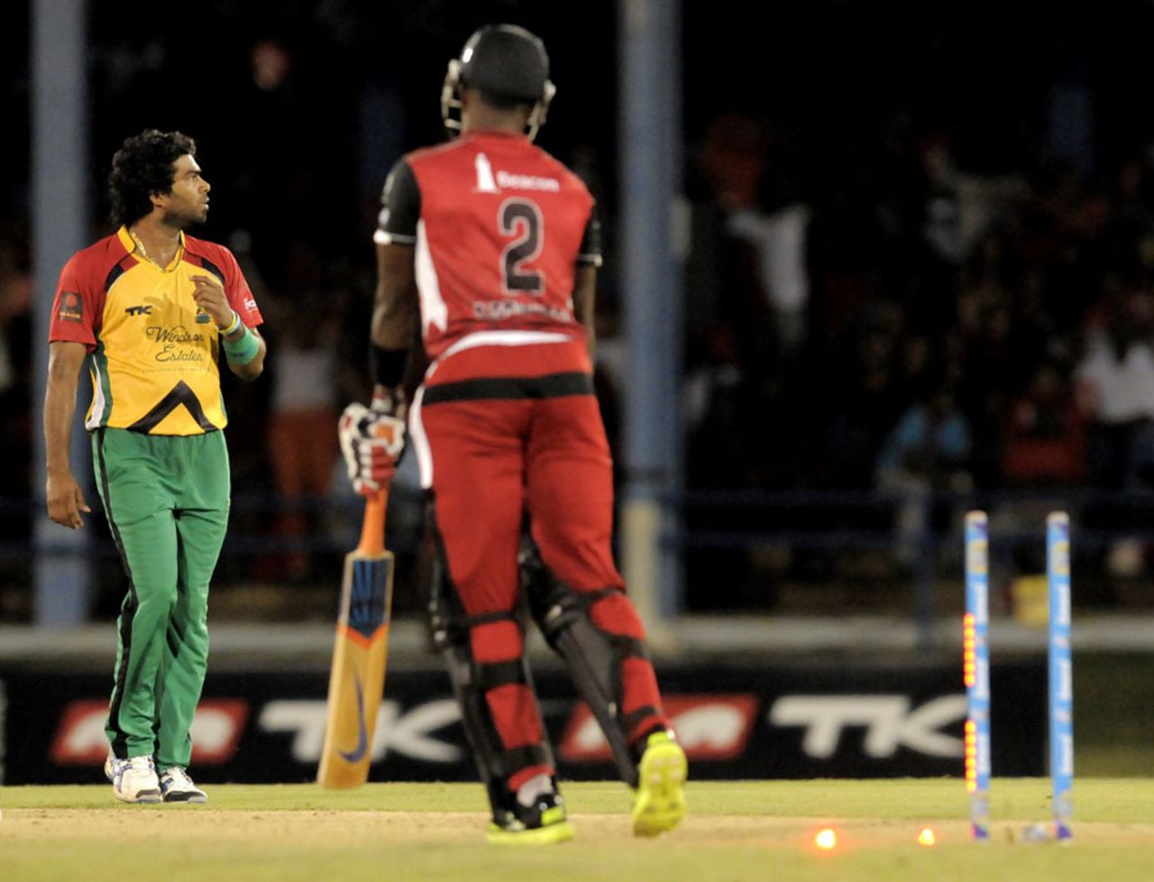 Lasith Malinga picked up two wickets in the final over, Trinidad & Tobago Red Steel v Guyana Amazon Warriors, Caribbean Premier League 2013, 1st semi-final, Port-of-Spain, August 22, 2013