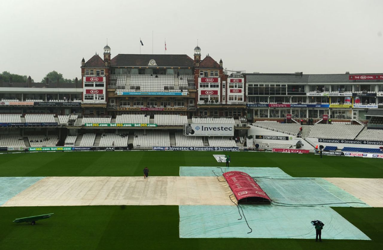 Rain greeted supporters for the fourth day at The Oval, England v Australia, 5th Investec Test, The Oval, 4th day, August, 24, 2013