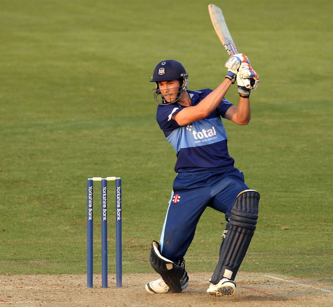 Gareth Roderick swings into the off side, Gloucestershire v Somerset, YB40 Group C, Bristol, August 26, 2013
