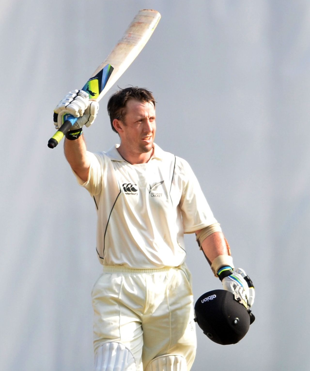Luke Ronchi raises his bat after reaching his century, India A v New Zealand A, 1st unofficial Test, day 2, Visakhapatnam, August 29, 2013