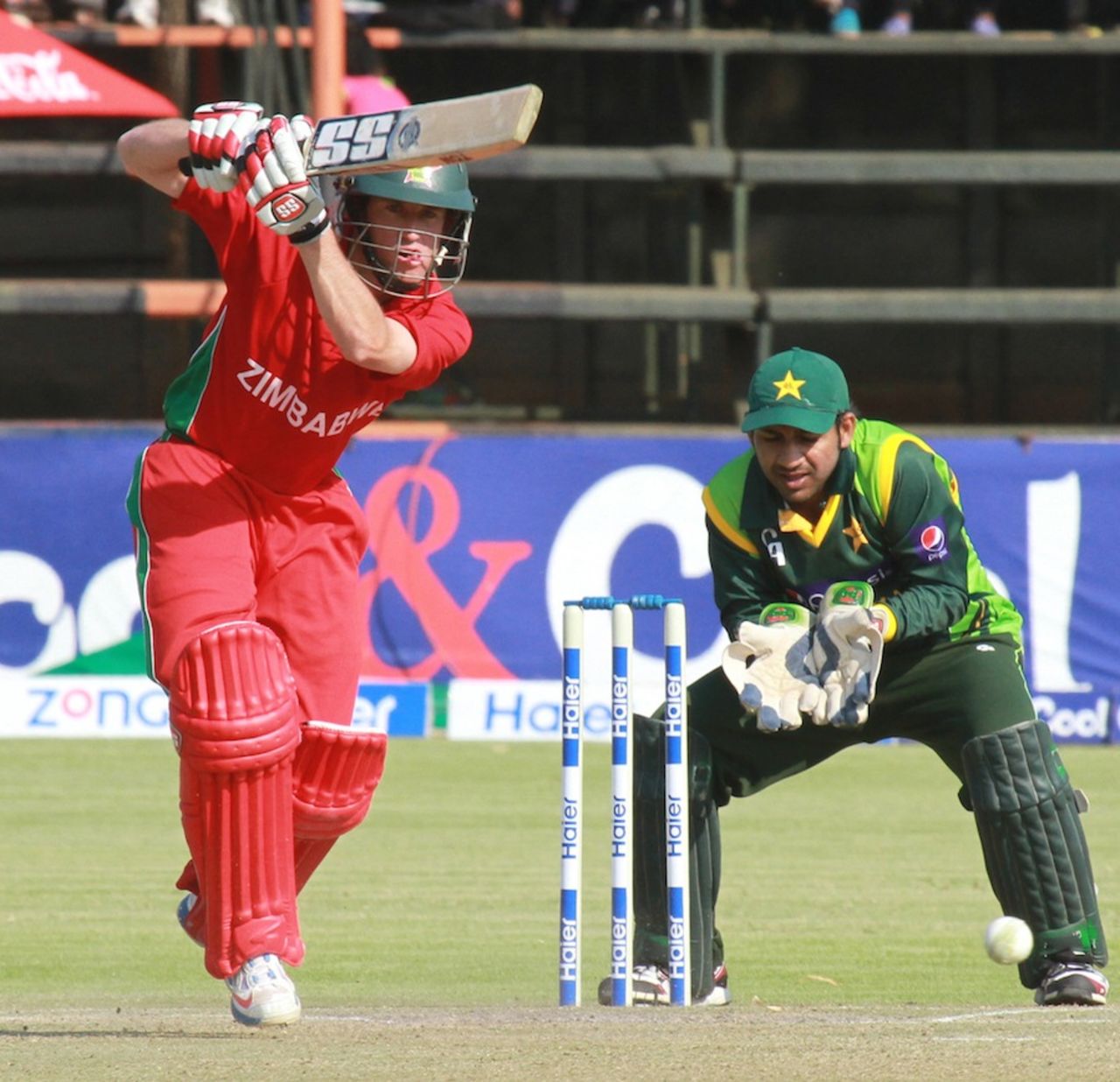 Sean Williams drives off the front foot, Zimbabwe v Pakistan, 2nd ODI, Harare, August 29, 2013