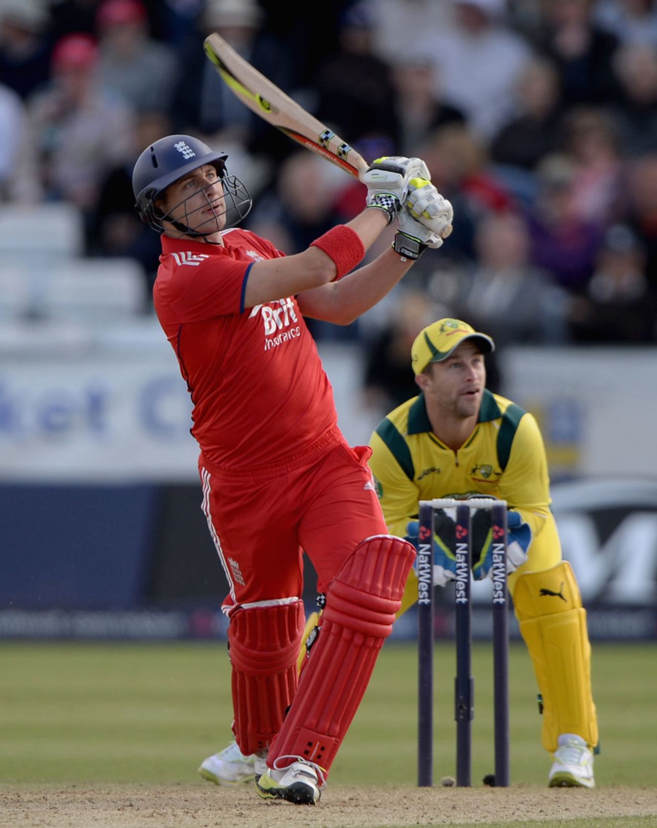 Luke Wright play a cameo 30 from 18 balls, England v Australia, 2nd T20, Chester-le-Street, August 31, 2013