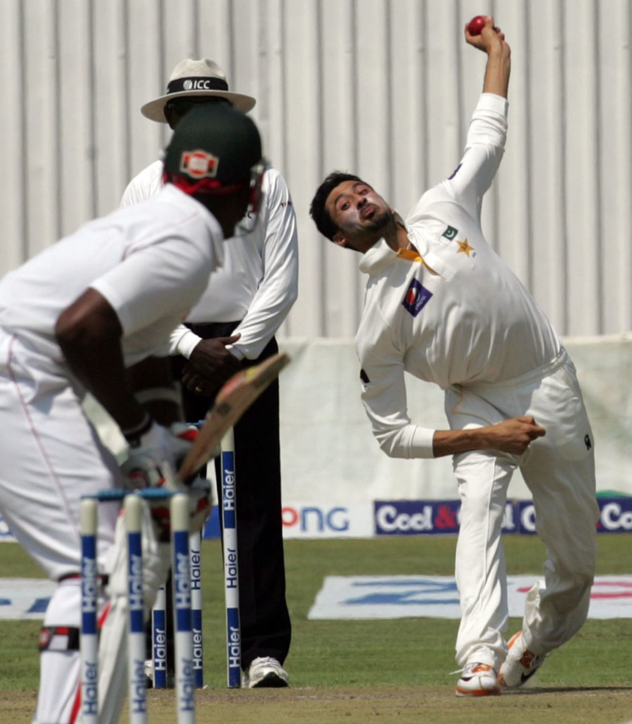Junaid Khan about to deliver, Zimbabwe v Pakistan, 1st Test, Harare, 2nd day, September 4, 2013