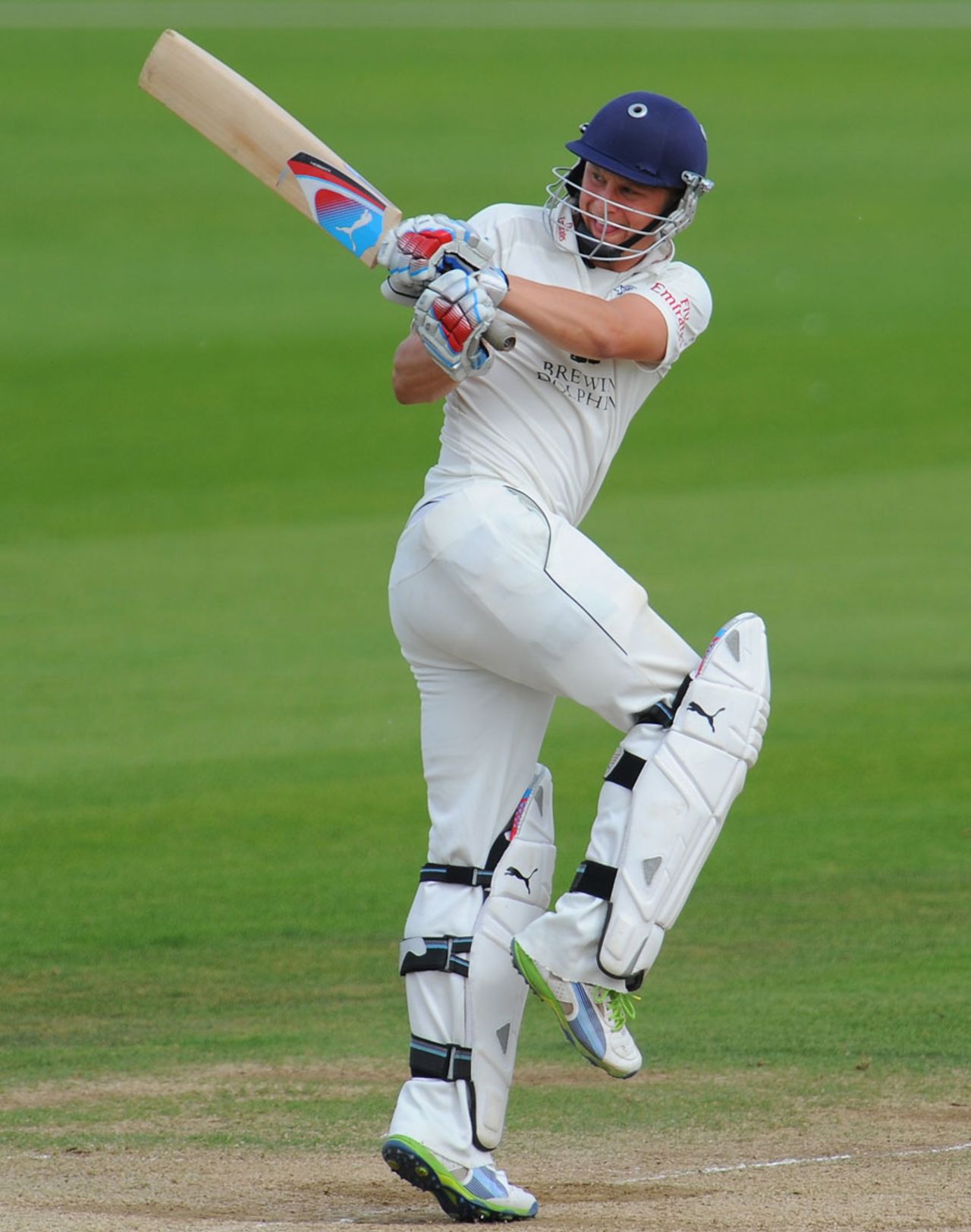 Scott Borthwick pulls during Durham's second innings, Durham v Sussex, County Championship, Division One, Chester-le-Street, September 4, 2013