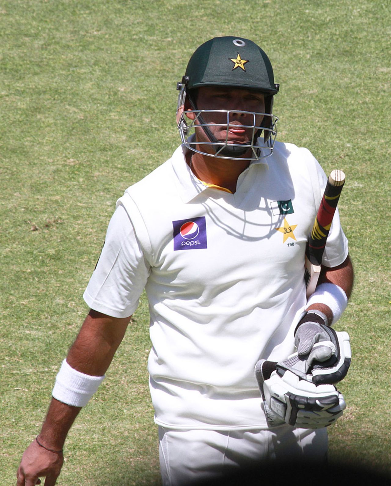 Khurram Manzoor was trapped lbw in both innings, Zimbabwe v Pakistan, 1st Test, 3rd day, Harare, September 5, 2013