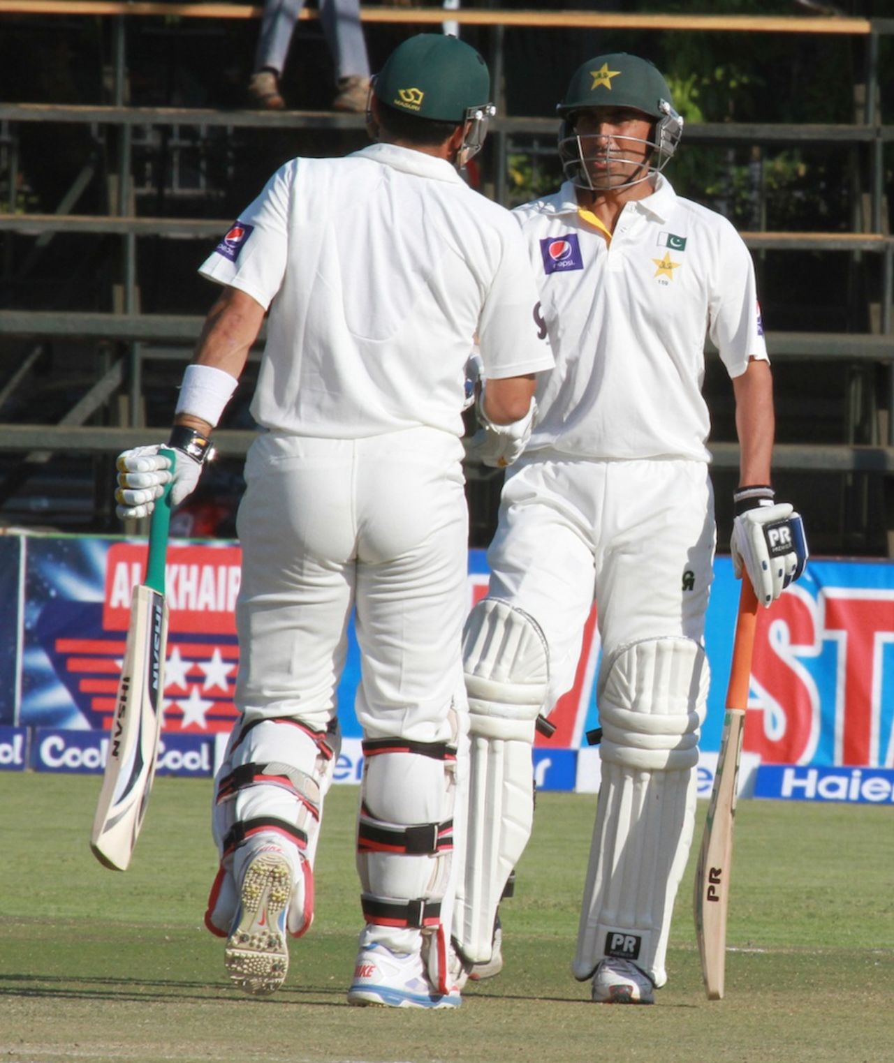 Younis Khan and Misbah-ul-Haq avoided a middle-order collapse, Zimbabwe v Pakistan, 1st Test, Harare, 3rd day, September 5, 2013