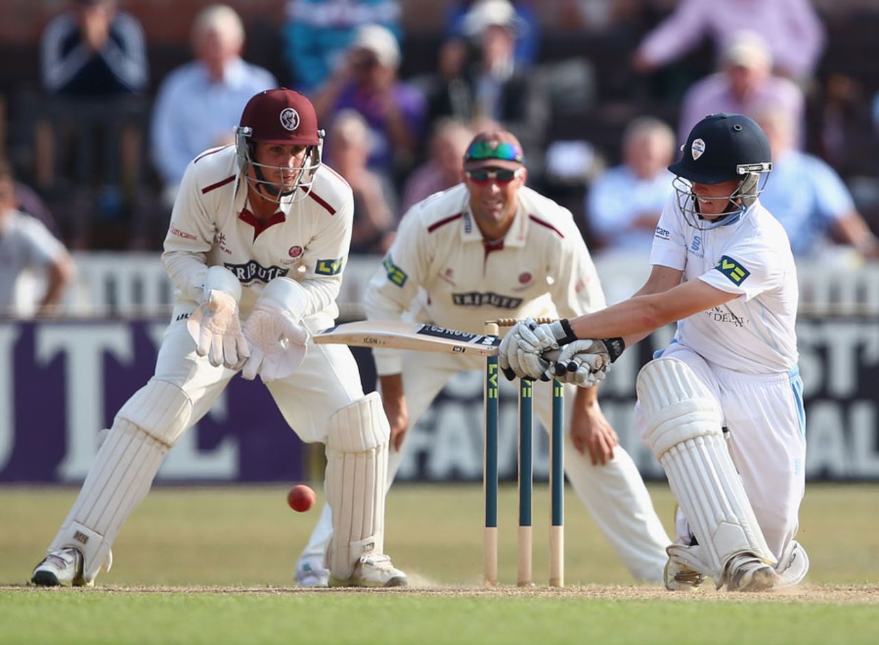 Craig Kieswetter found difficulty keeping to the spinners, Somerset v Derbyshire, County Championship, Division One, Taunton, 3rd day, September 5, 2013