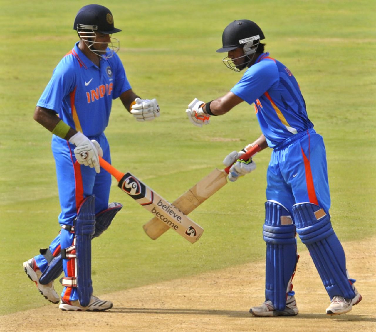 Unmukt Chand and Robin Uthappa shared an opening stand of 178, India A v New Zealand A, 1st unofficial ODI, Visakhapatnam, September 8, 2013