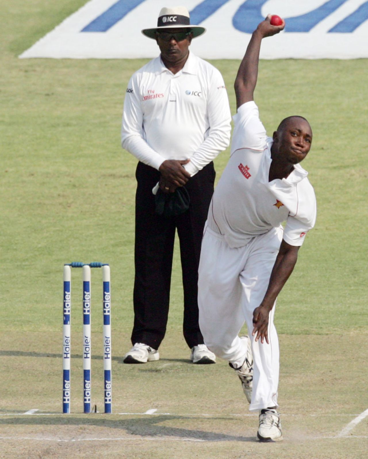 Tendai Chatara bowled Azhar Ali out for a duck, Zimbabwe v Pakistan, 2nd Test, Harare, 4th day, September 13, 2013