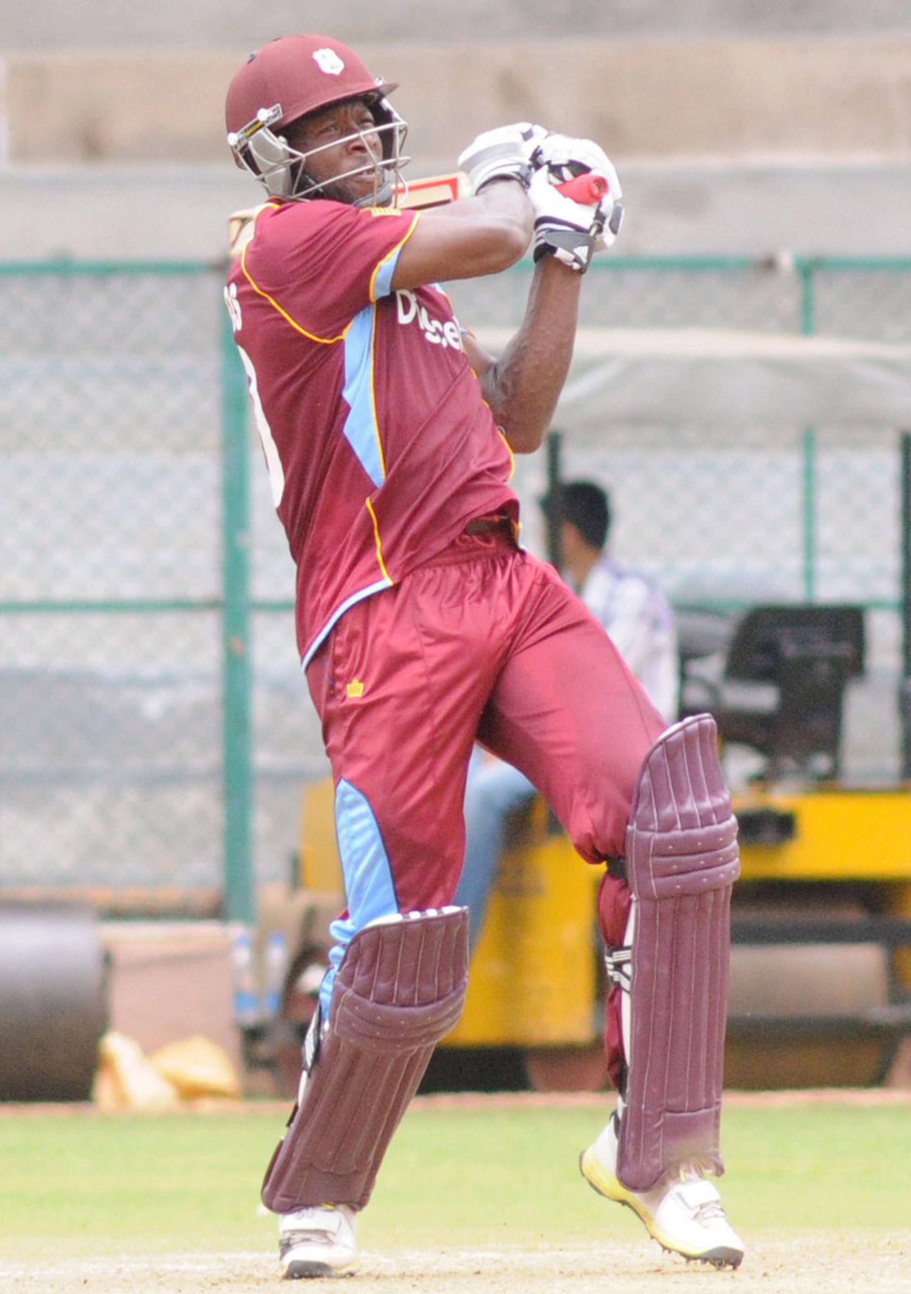 Kirk Edwards pulls the ball, India A v West Indies A, 3rd unofficial ODI, Bangalore, September 19, 2013