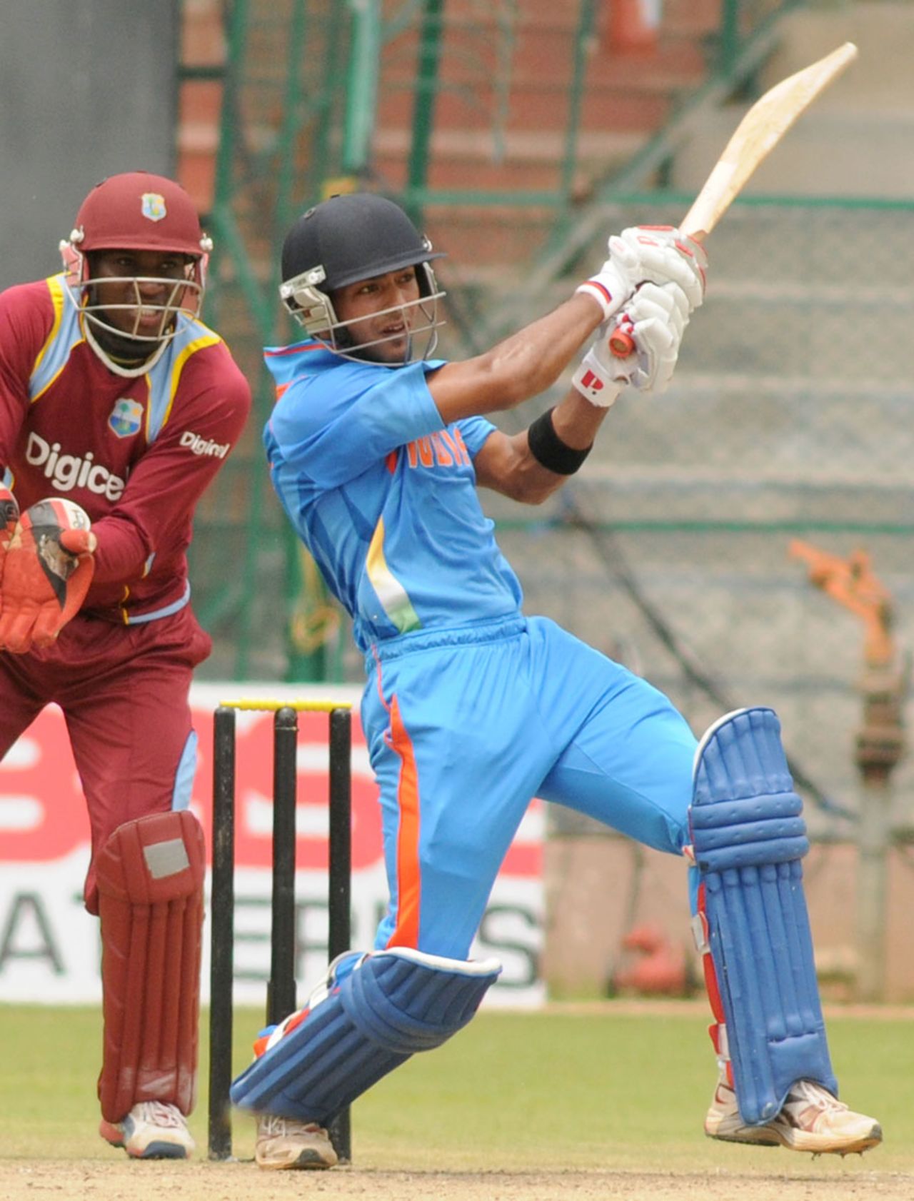 Unmukt Chand pulls fiercely to midwicket, India A v West Indies A, unofficial T20I, Bangalore, September 21, 2013