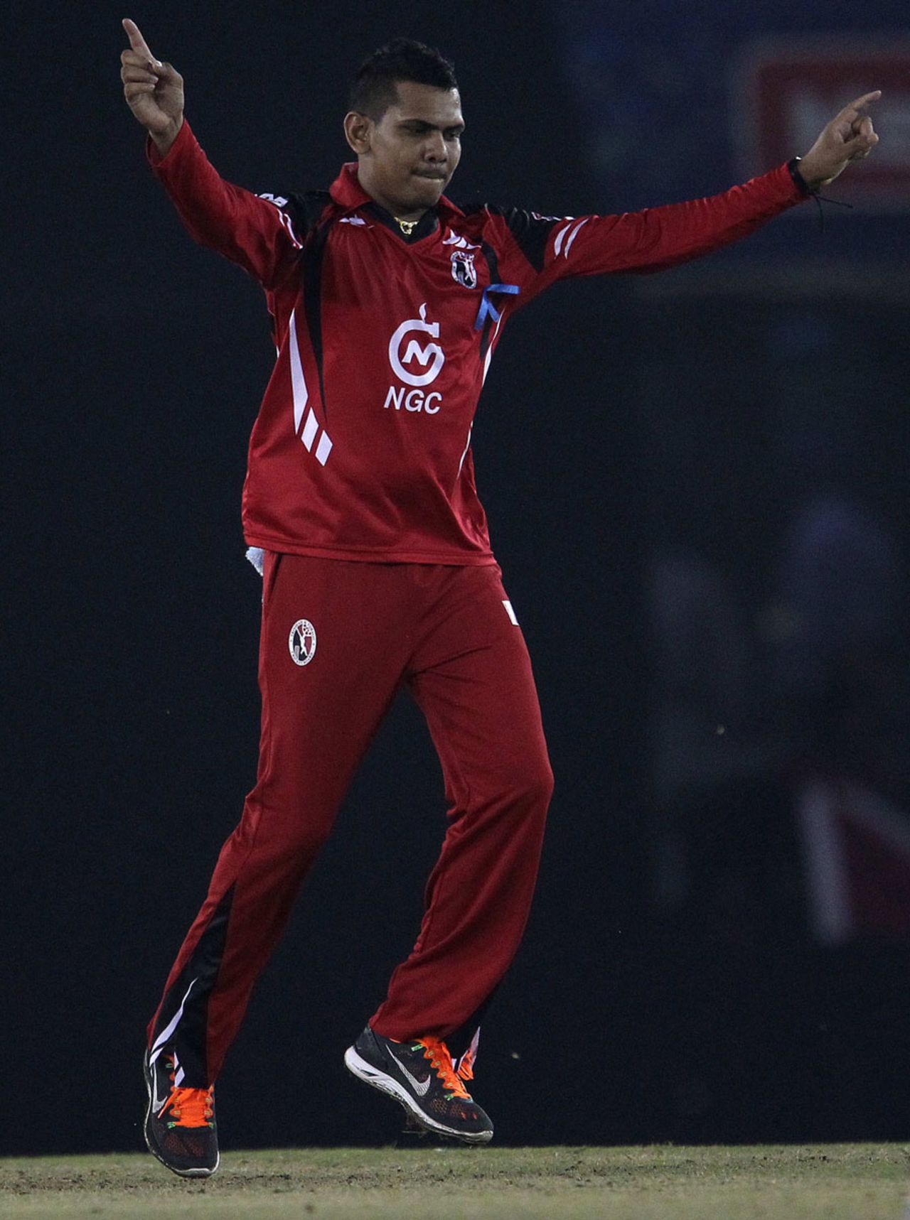 Sunil Narine picked up four wickets, Trinidad & Tobago v Sunrisers Hyderabad, Group B, Champions League 2013, Mohali, September 24, 2013