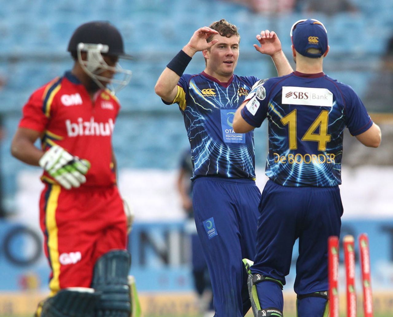 Nick Beard picked up two wickets in two balls, Lions v Otago, Group A, Champions League 2013, Jaipur, September 29, 2013