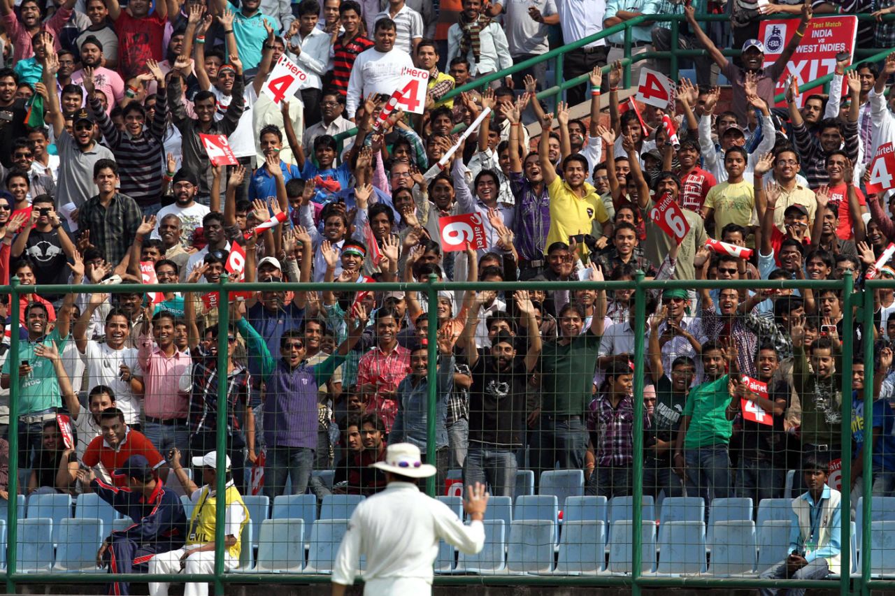 Sachin Tendulkar waves at the crowd, India v West Indies, 1st Test, Delhi, 1st day, November 6, 2011