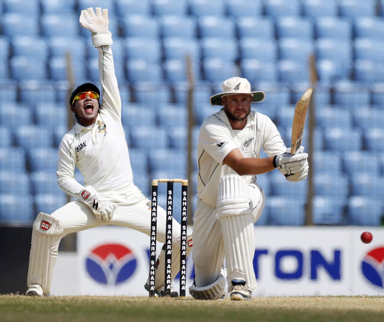 Peter Fulton fell for 59 after compiling his second half-century of the match, Bangladesh v New Zealand, 1st Test, 5th day, Chittagong, October 13, 2003
