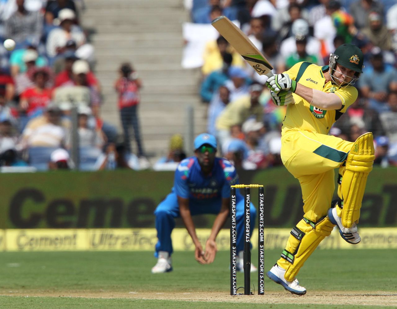 Phillip Hughes pulls during his 47, India v Australia, 1st ODI, Pune, October 13, 2013